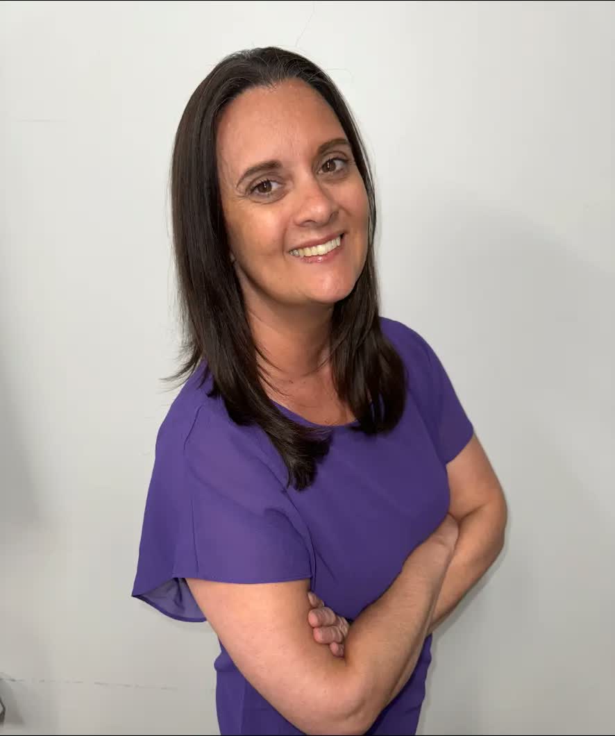 Bobbi Mayes, certified notary public in Broward County, Florida